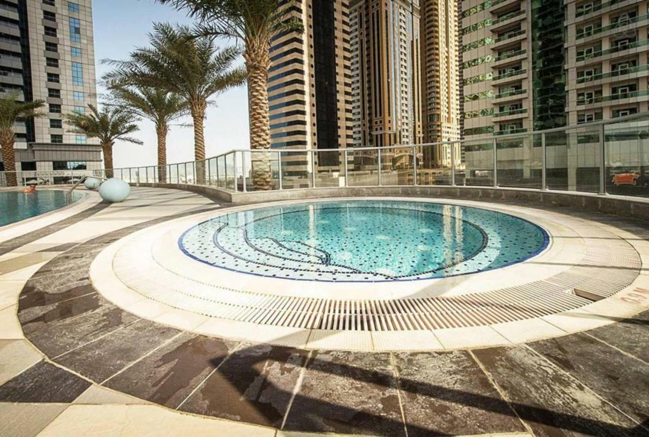 Апартаменти Luton - The Marina Torch - Sea View - 64ab07 *